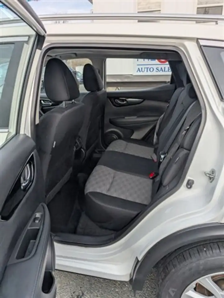 Nissan Qashqai снимка Nissan Qashqai