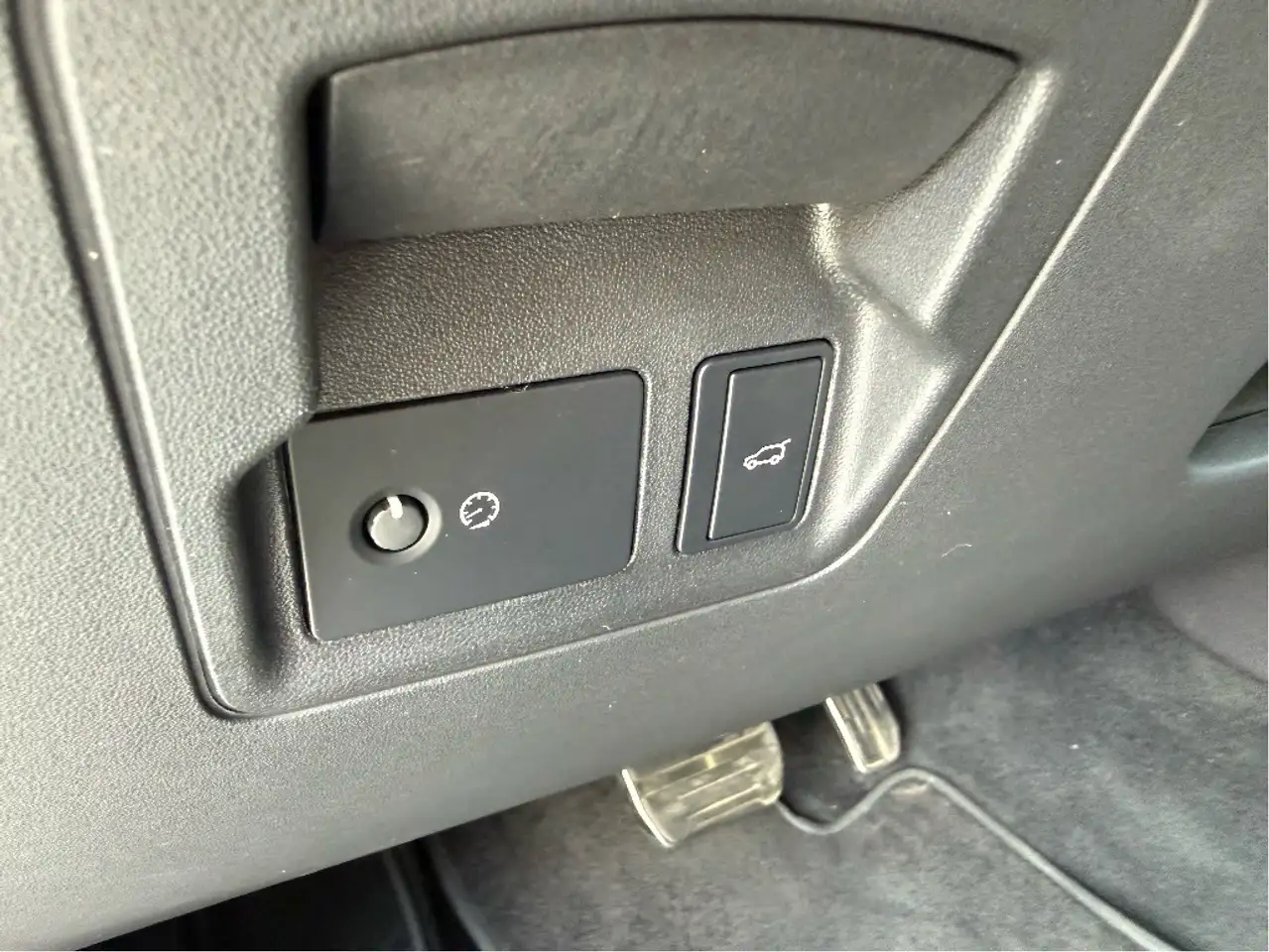 Land Rover Range Rover Velar снимка Land Rover Range Rover Velar