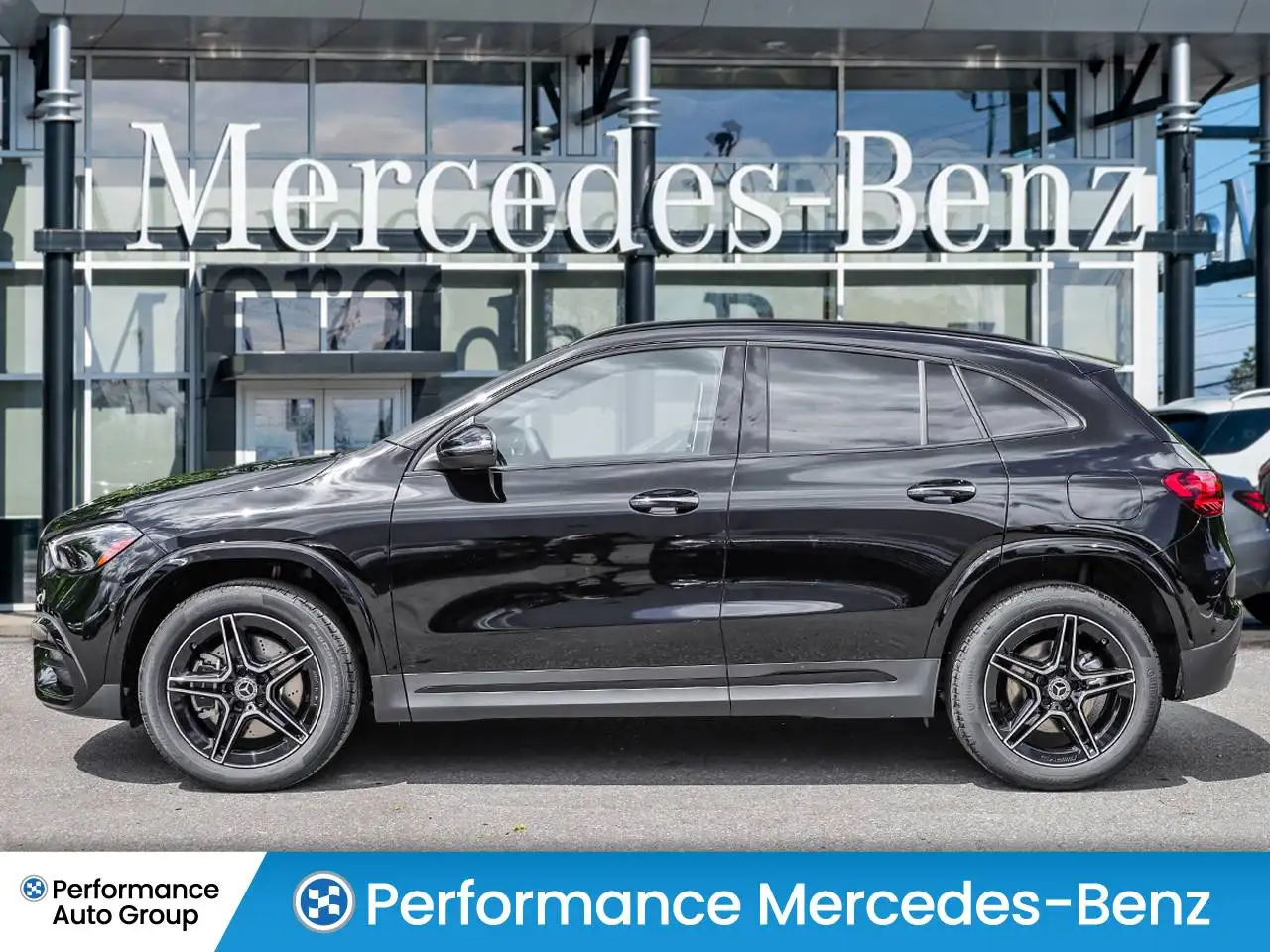 Mercedes-Benz GLA fotografie Mercedes-Benz GLA