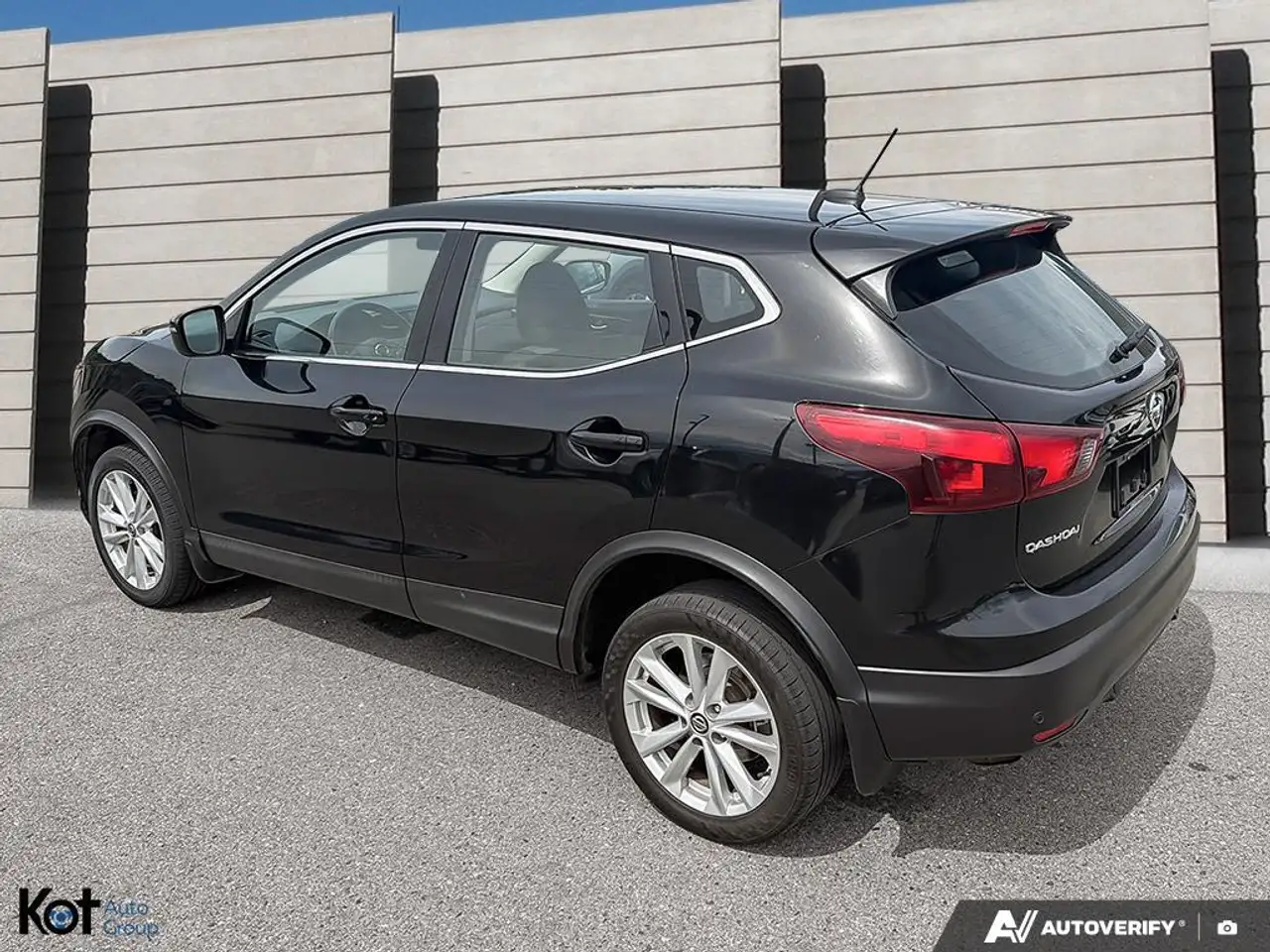 Nissan Qashqai снимка Nissan Qashqai