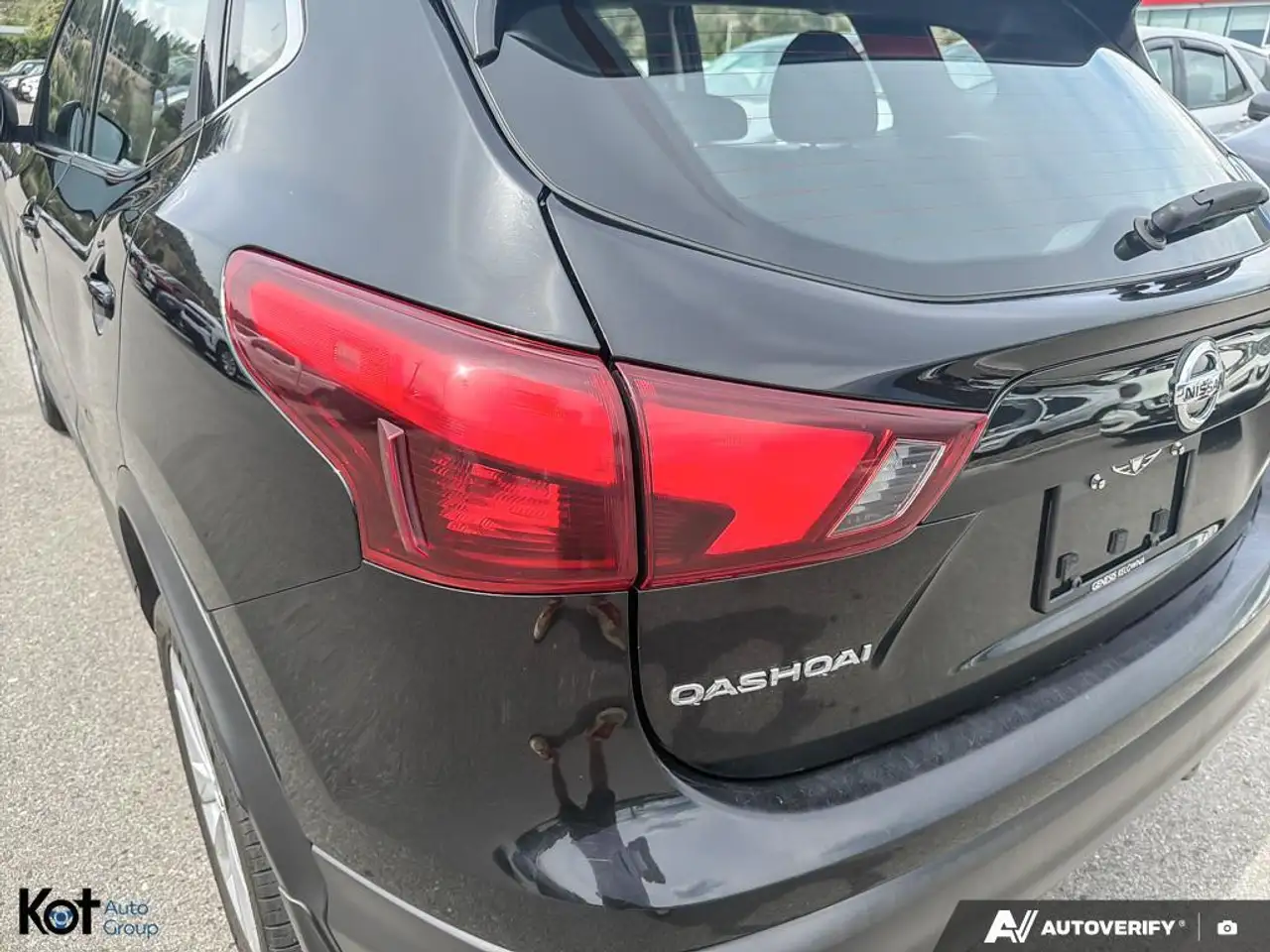 Nissan Qashqai снимка Nissan Qashqai