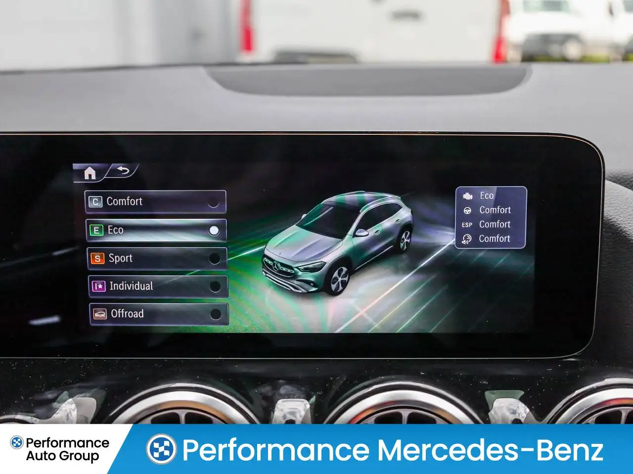 Mercedes-Benz GLA fotografie Mercedes-Benz GLA
