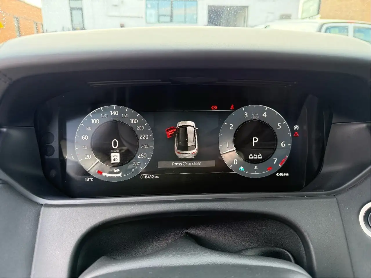 Land Rover Range Rover Velar снимка Land Rover Range Rover Velar