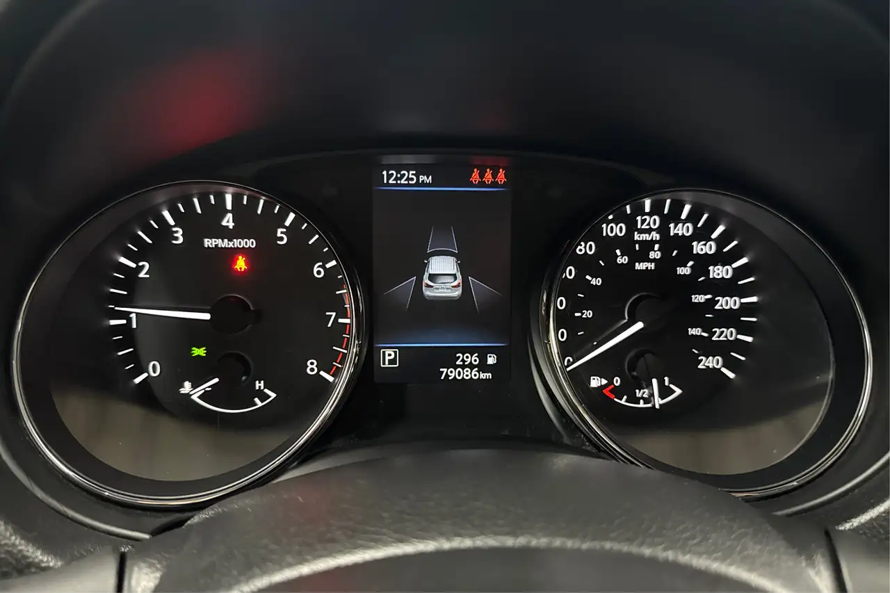 Nissan Qashqai photo Nissan Qashqai