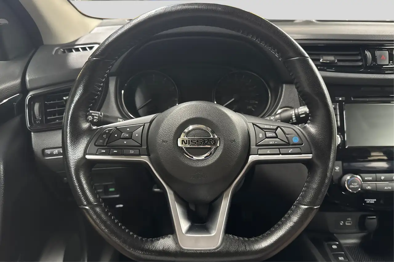 Nissan Qashqai photo Nissan Qashqai