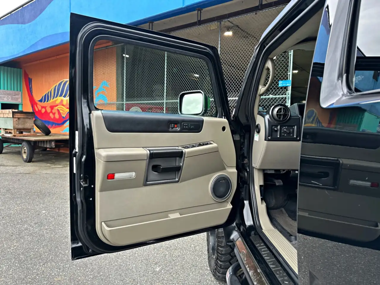 HUMMER H2 снимка HUMMER H2