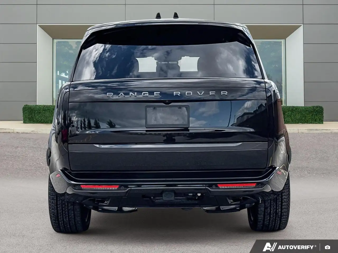 Land Rover Range Rover photo Land Rover Range Rover
