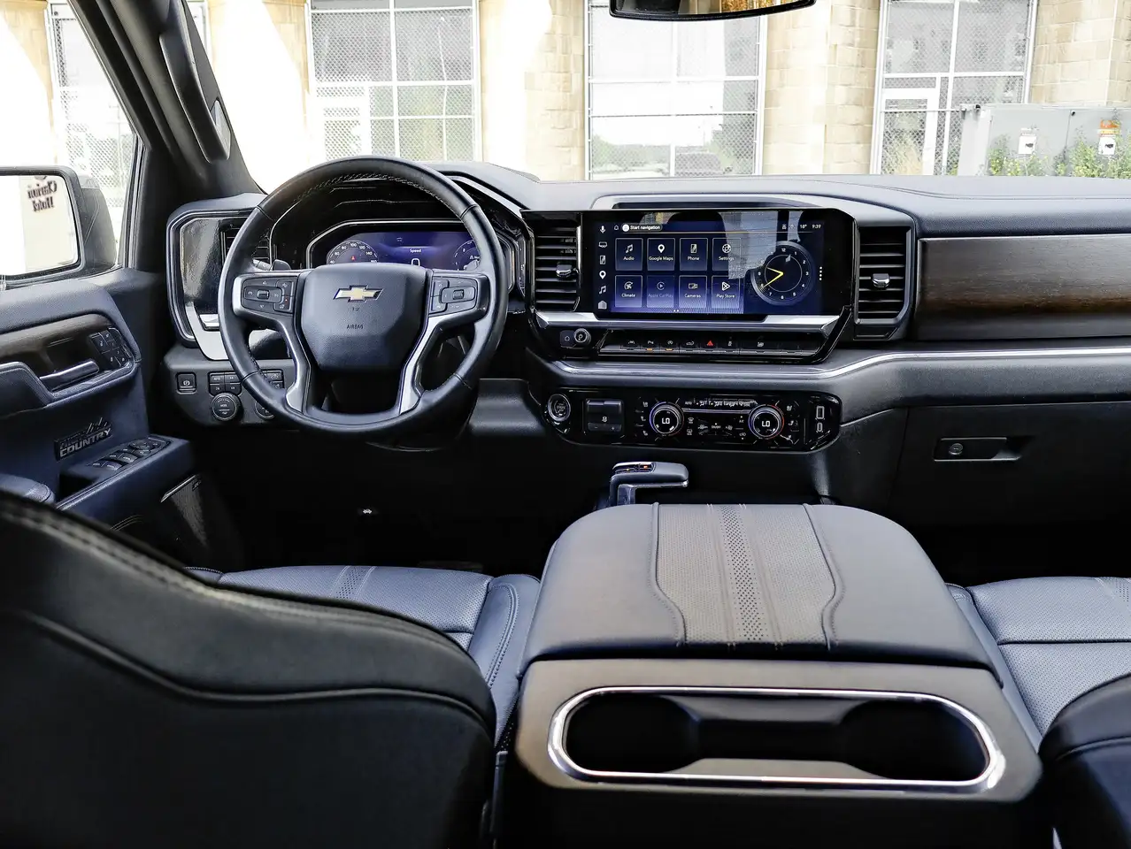 Chevrolet Silverado 1500 снимка Chevrolet Silverado 1500