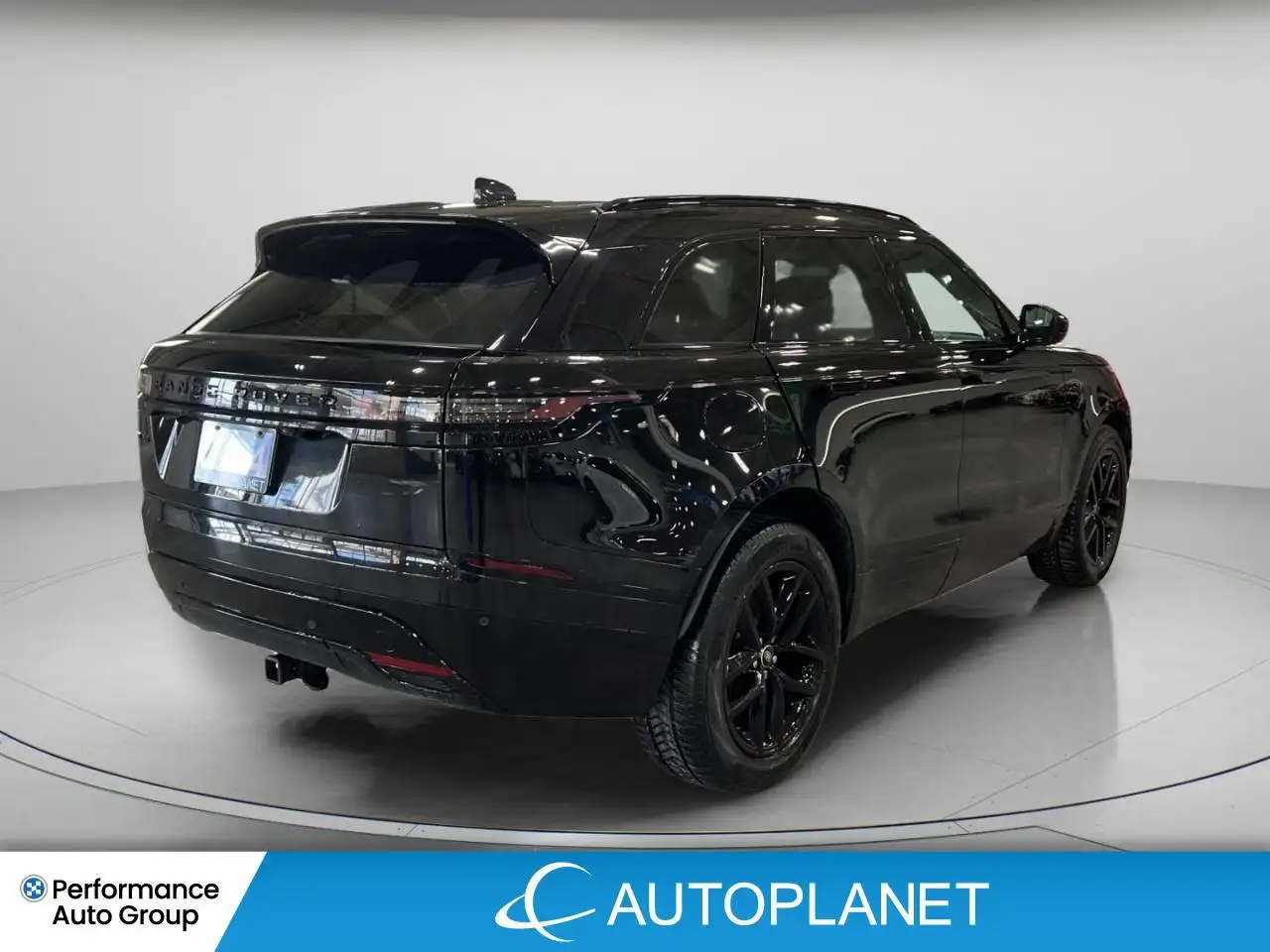 Land Rover Range Rover Velar photo Land Rover Range Rover Velar