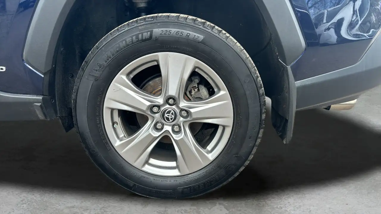 Toyota RAV 4 снимка Toyota RAV 4