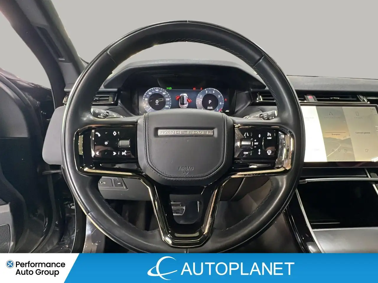 Land Rover Range Rover Velar photo Land Rover Range Rover Velar