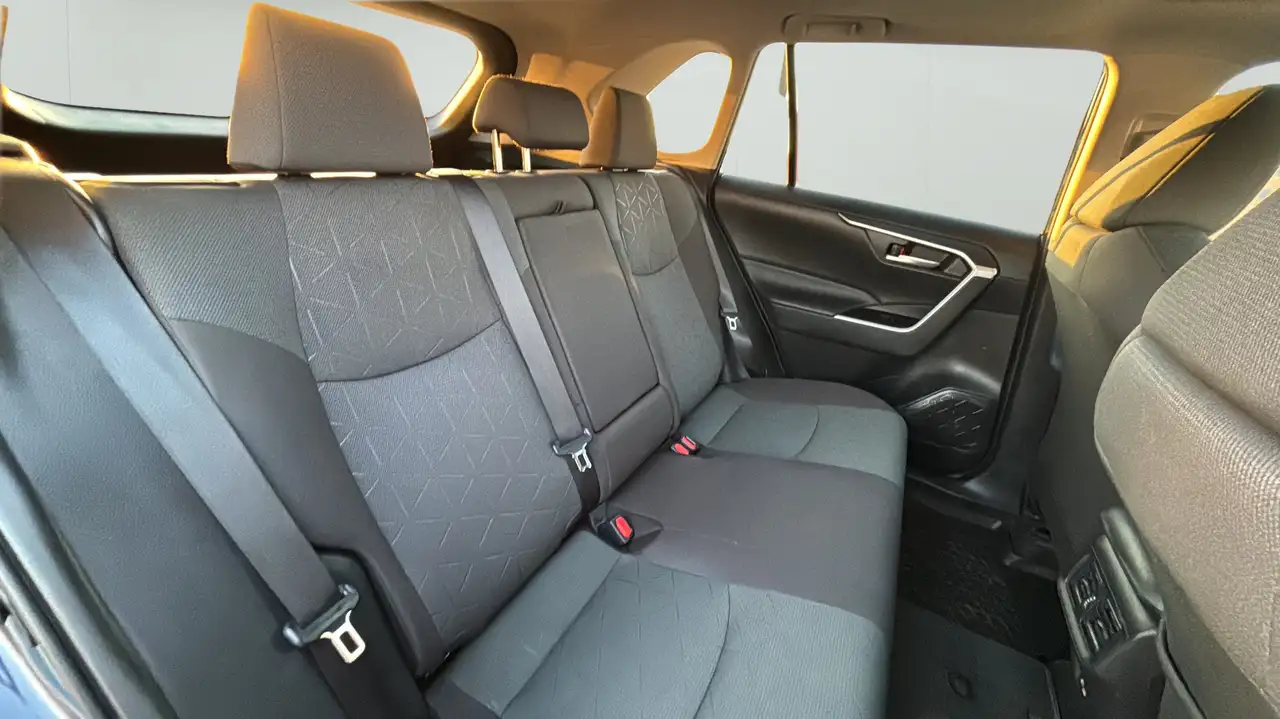 Toyota RAV 4 photo Toyota RAV 4