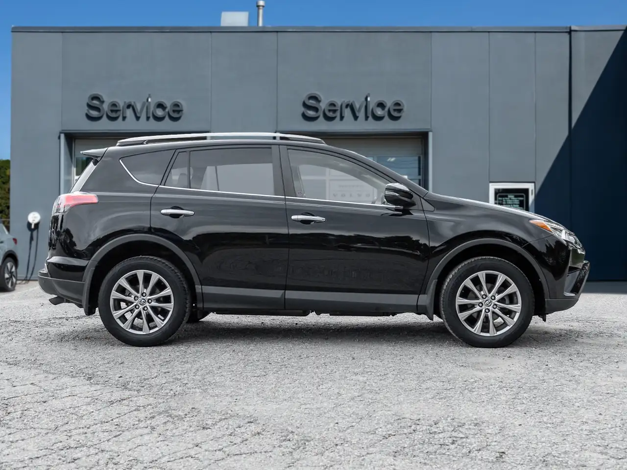 Toyota RAV 4 photo Toyota RAV 4