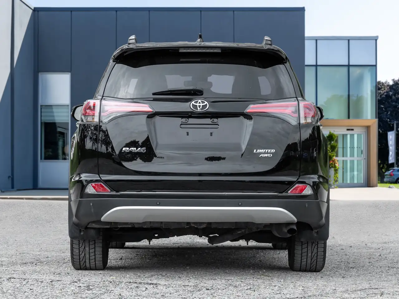 Toyota RAV 4 photo Toyota RAV 4