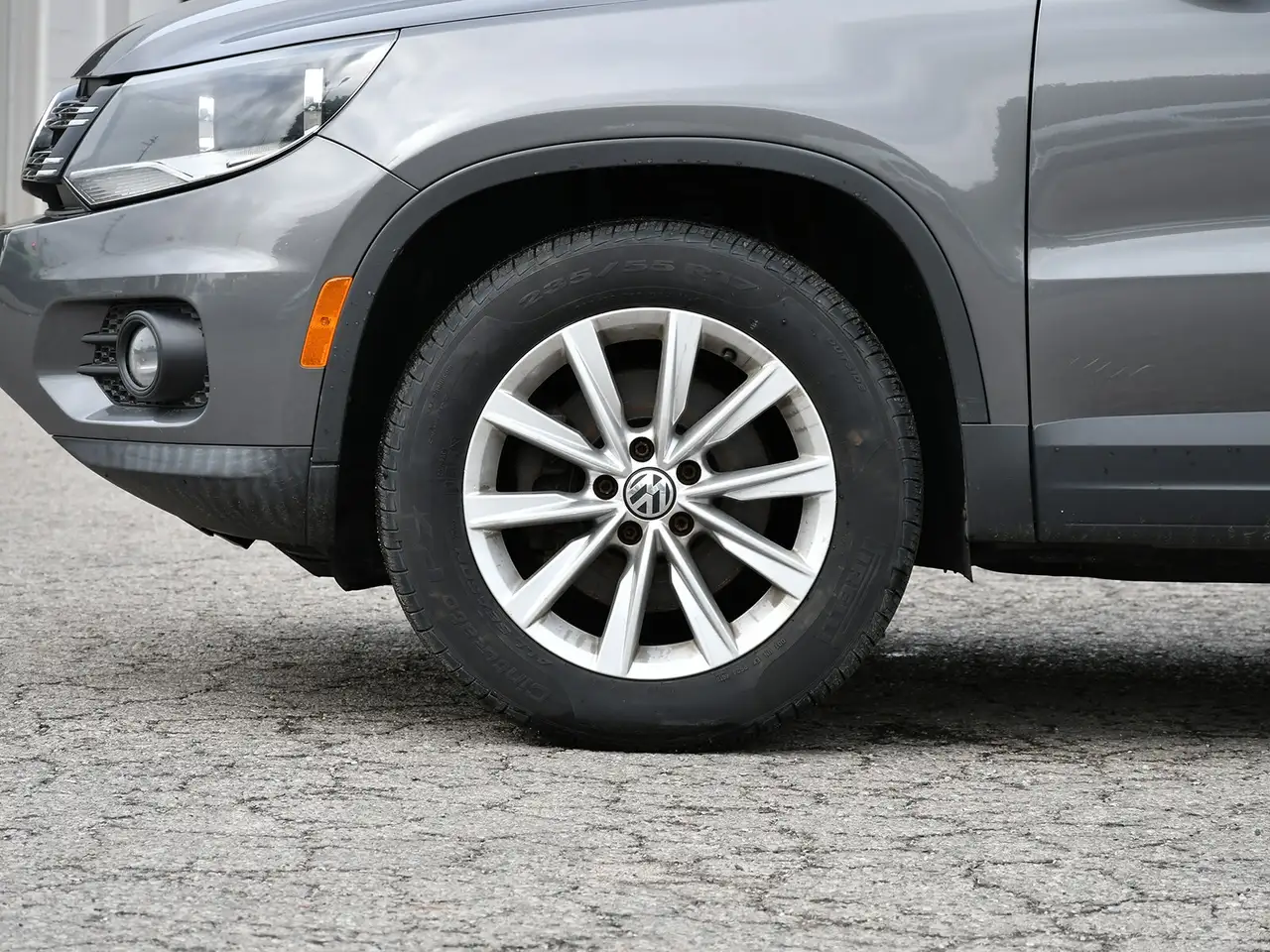 Volkswagen Tiguan снимка Volkswagen Tiguan