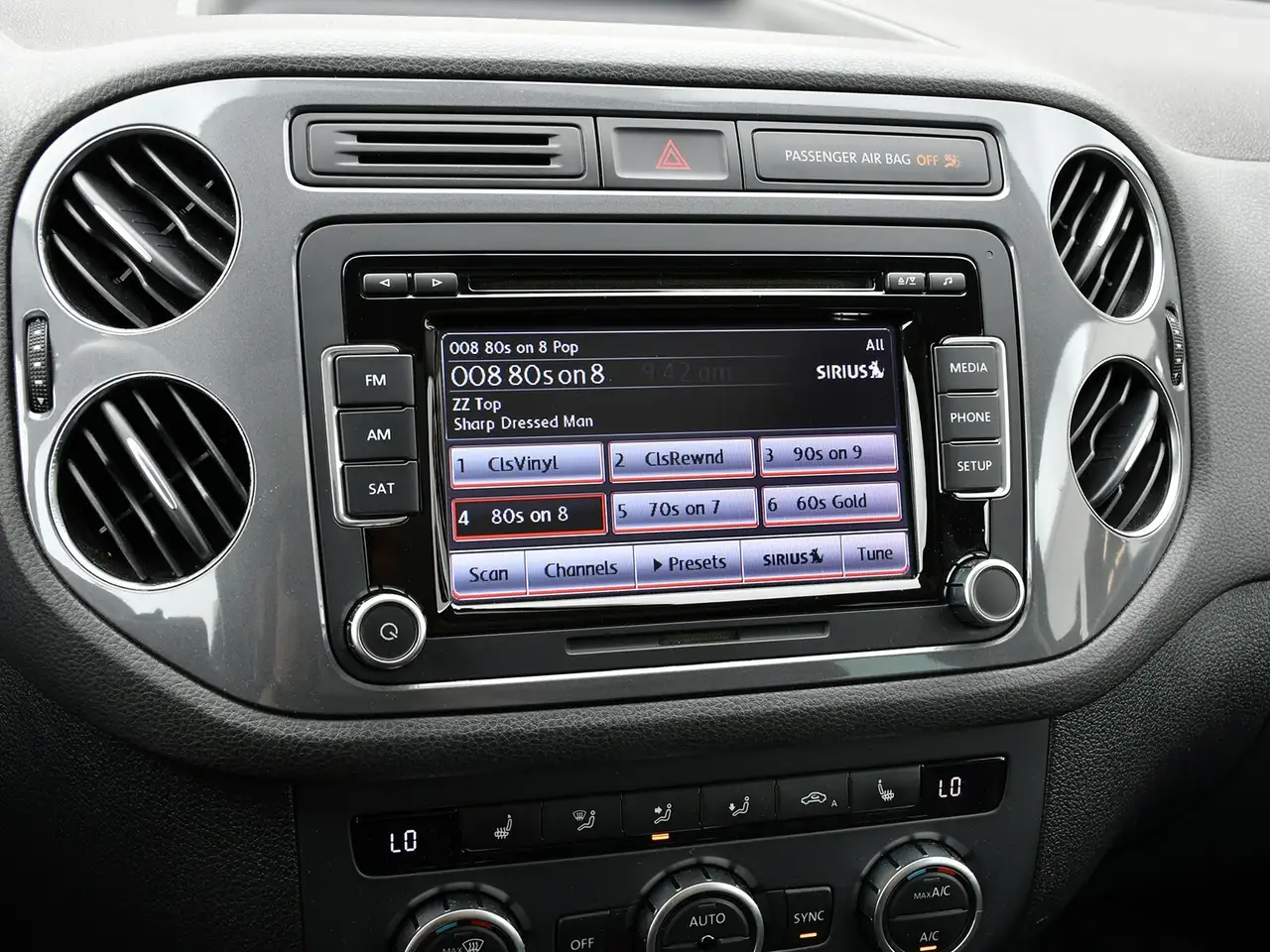 Volkswagen Tiguan снимка Volkswagen Tiguan