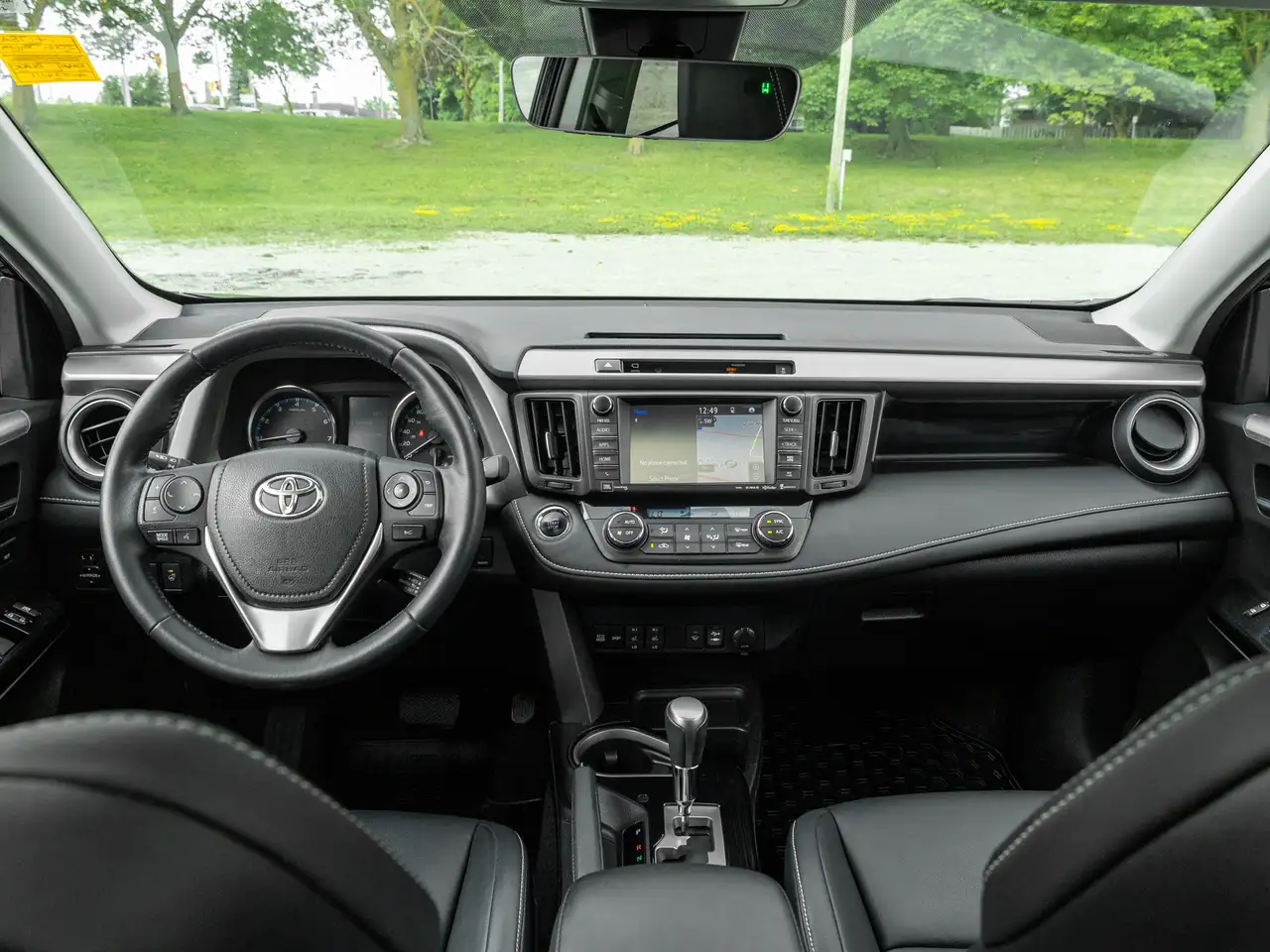Toyota RAV 4 photo Toyota RAV 4