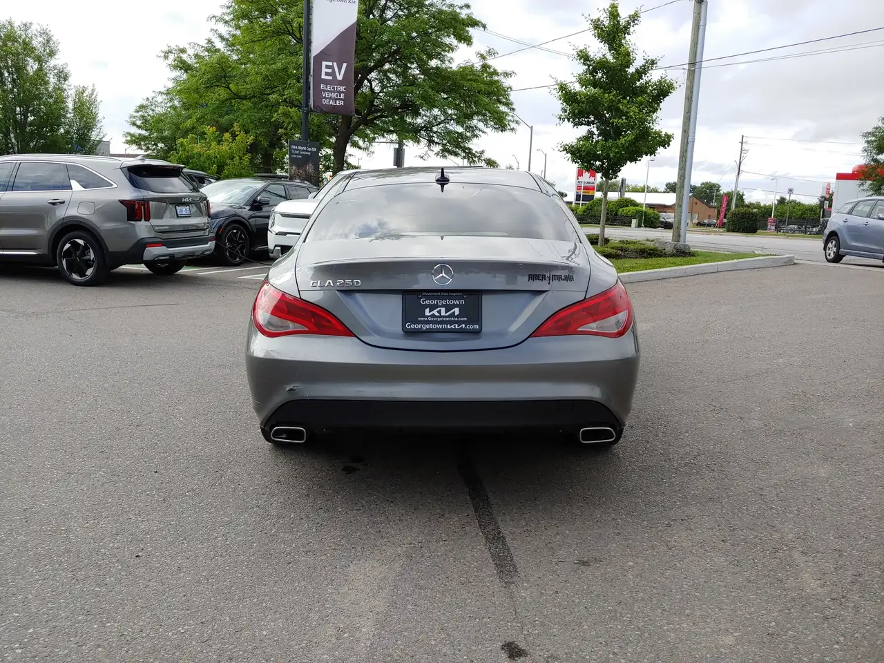 Mercedes-Benz CLA снимка Mercedes-Benz CLA