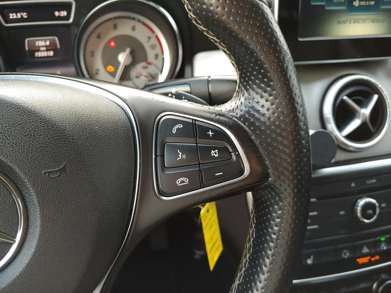Mercedes-Benz CLA снимка Mercedes-Benz CLA