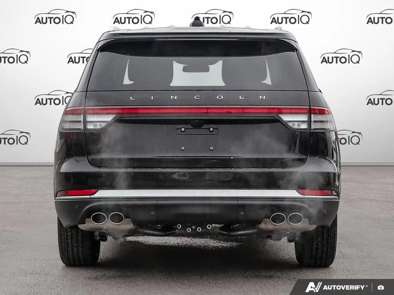 Lincoln Aviator снимка Lincoln Aviator