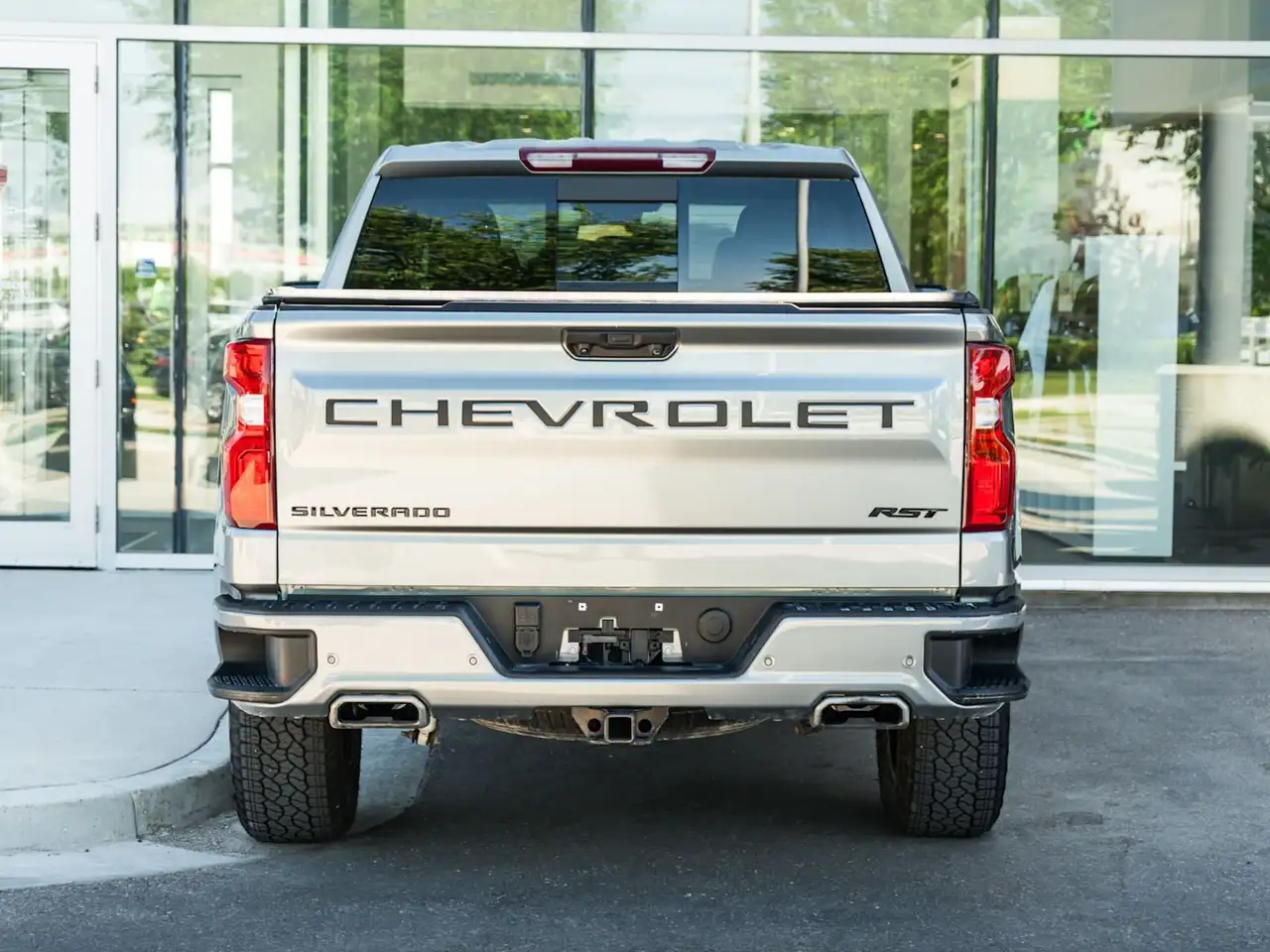 Chevrolet Silverado 1500 photo Chevrolet Silverado 1500