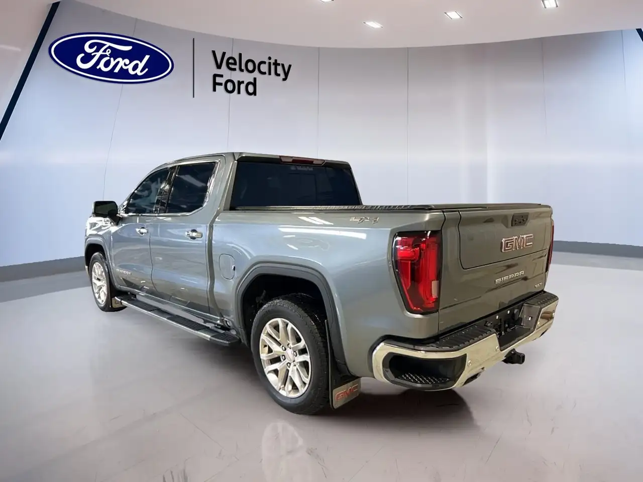 GMC Sierra 1500 снимка GMC Sierra 1500