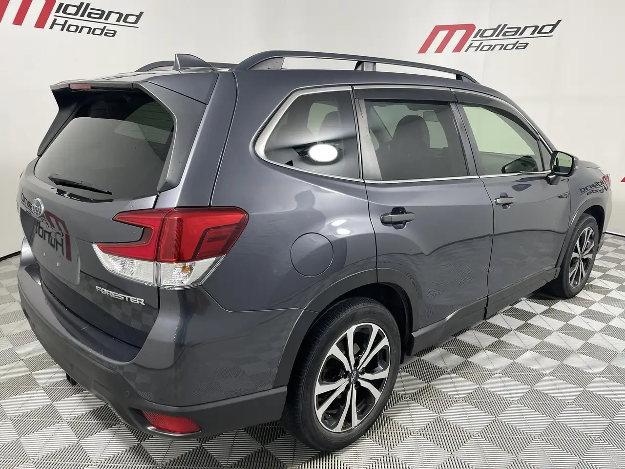Subaru Forester снимка Subaru Forester