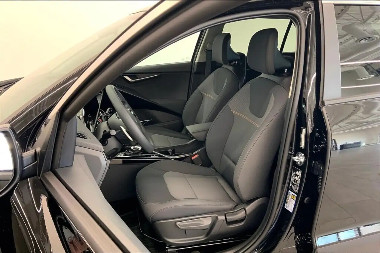Kia Niro снимка Kia Niro