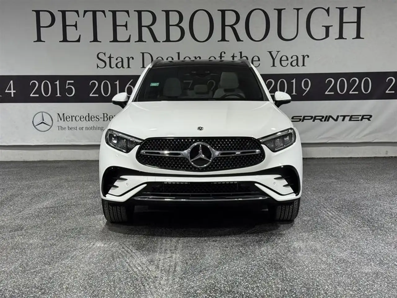Mercedes-Benz GLC снимка Mercedes-Benz GLC