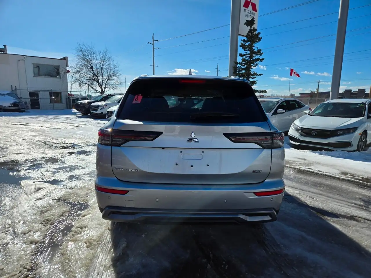 Mitsubishi Outlander снимка Mitsubishi Outlander