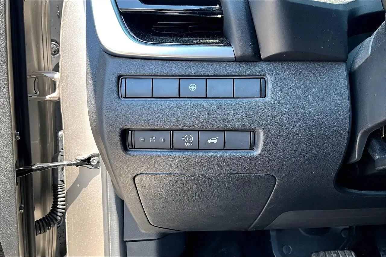 Nissan Rogue photo Nissan Rogue