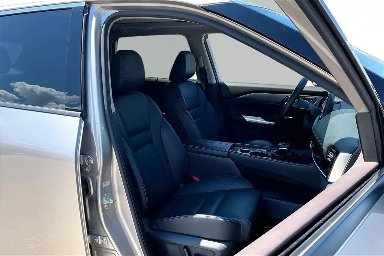 Nissan Rogue photo Nissan Rogue