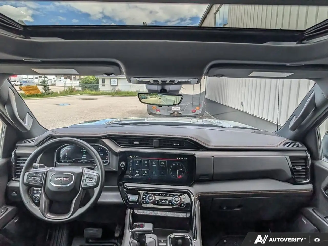GMC Sierra 1500 photo GMC Sierra 1500