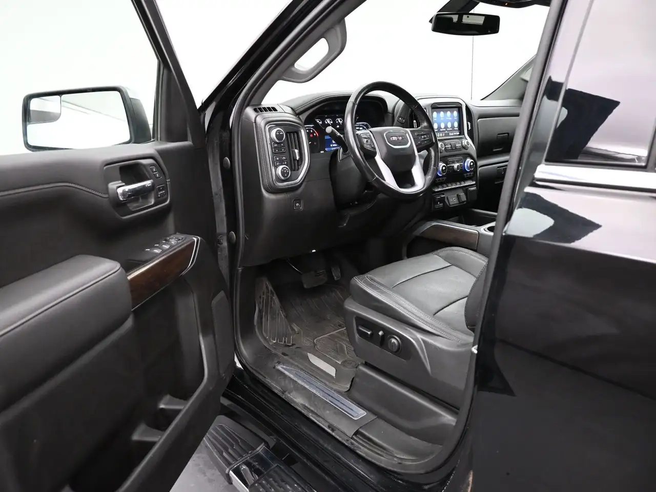 GMC Sierra 1500 photo GMC Sierra 1500