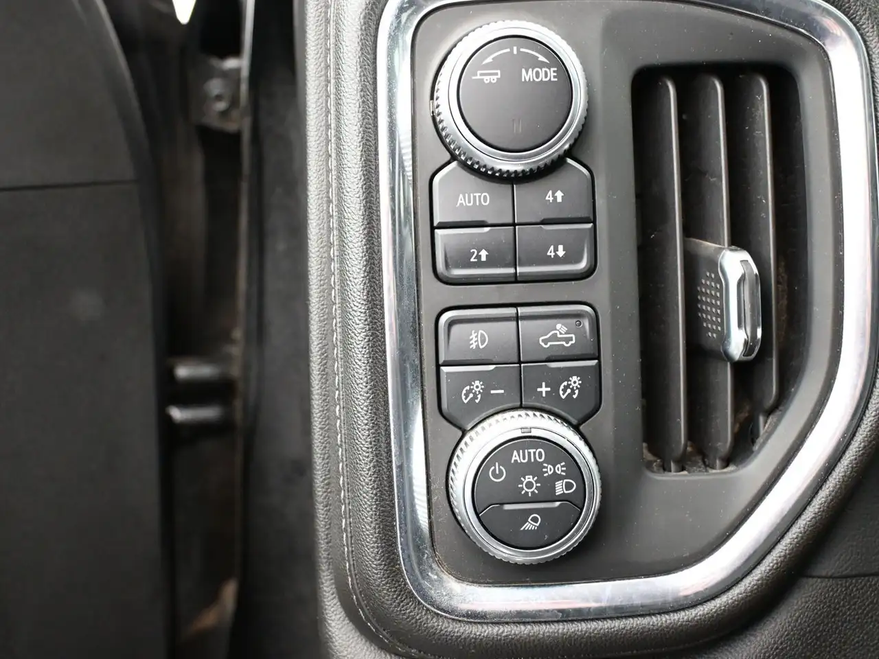 GMC Sierra 1500 photo GMC Sierra 1500