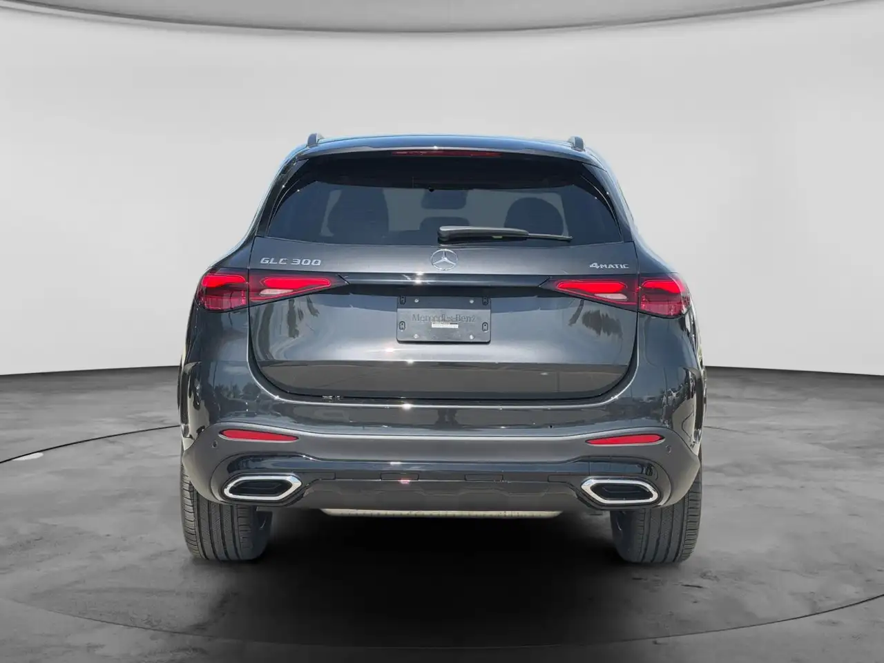 Mercedes-Benz GLC снимка Mercedes-Benz GLC