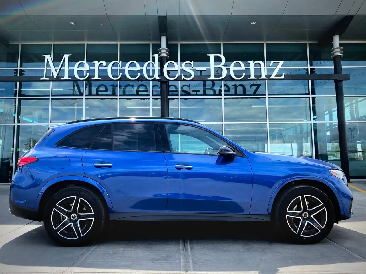 Mercedes-Benz GLC снимка Mercedes-Benz GLC