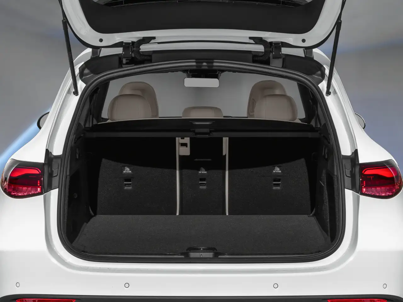 Mercedes-Benz GLC photo Mercedes-Benz GLC