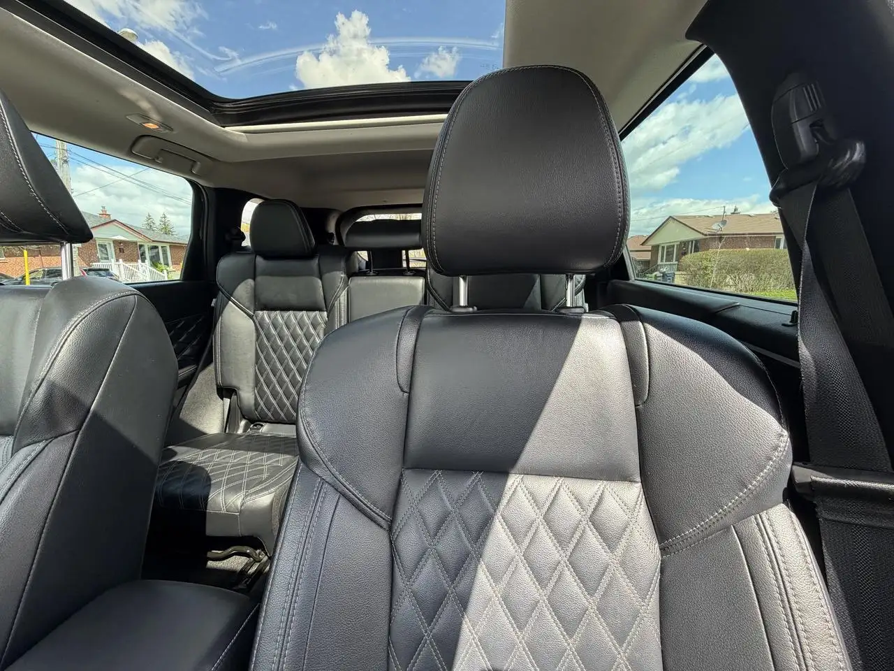 Mitsubishi Outlander снимка Mitsubishi Outlander