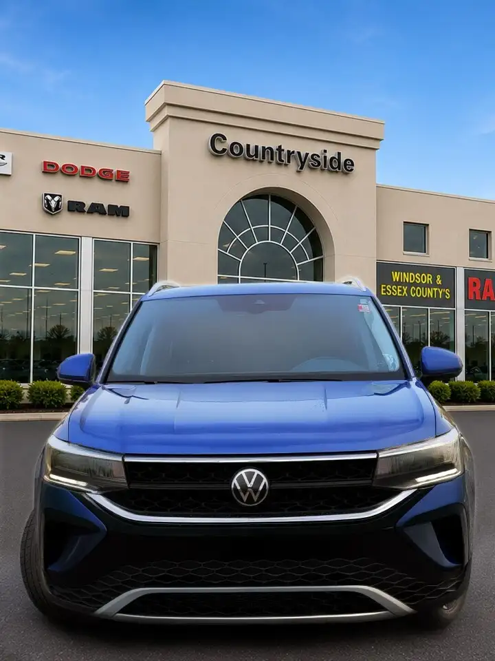 Volkswagen Taos photo Volkswagen Taos