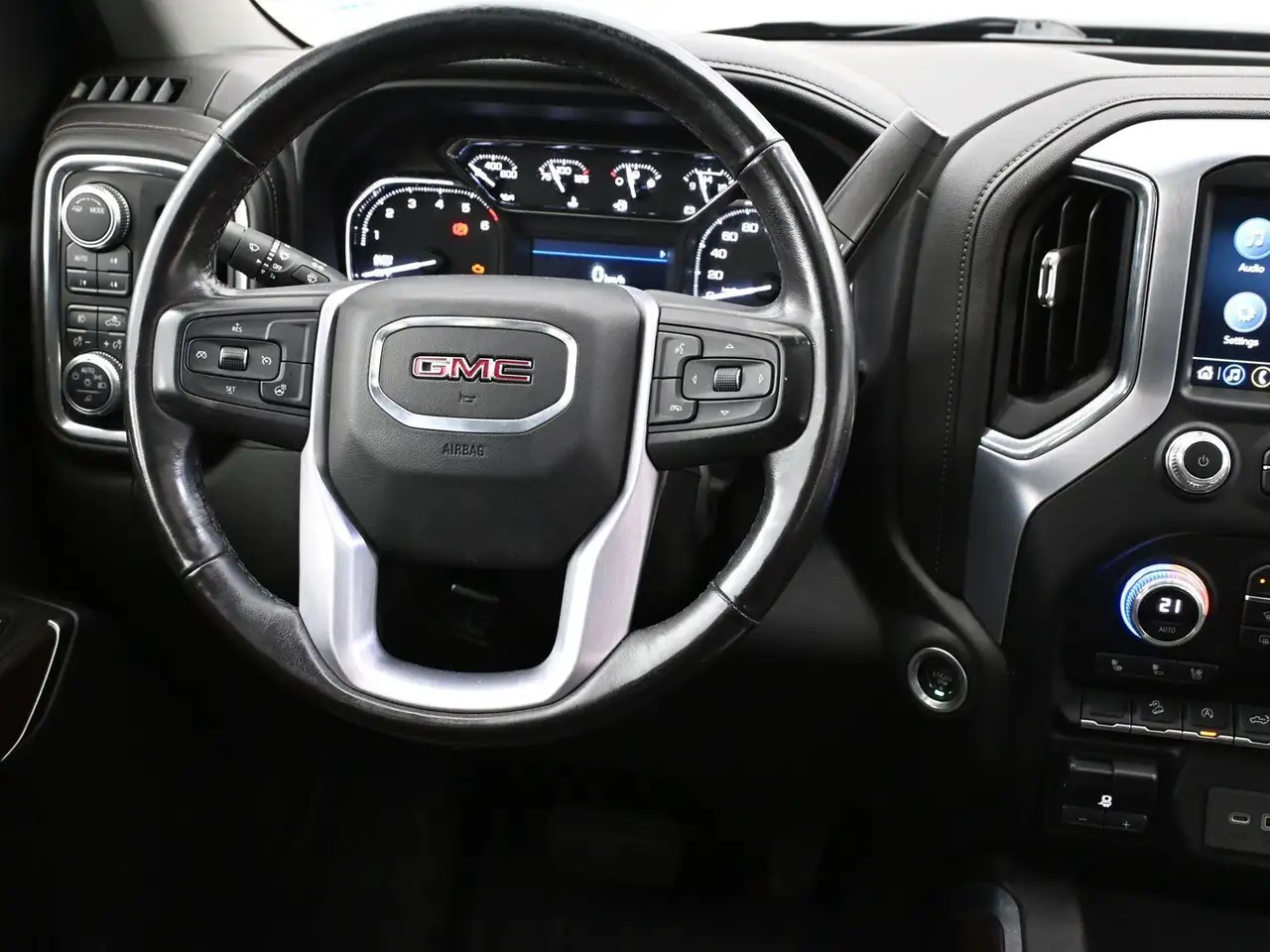 GMC Sierra 1500 photo GMC Sierra 1500