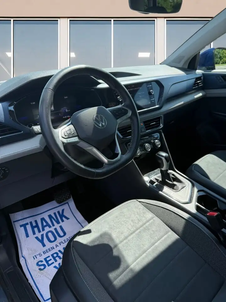 Volkswagen Taos photo Volkswagen Taos