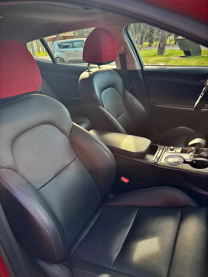 Kia Stinger fotografie Kia Stinger
