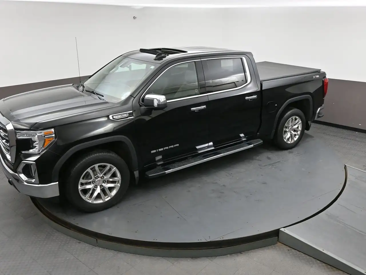 GMC Sierra 1500 photo GMC Sierra 1500