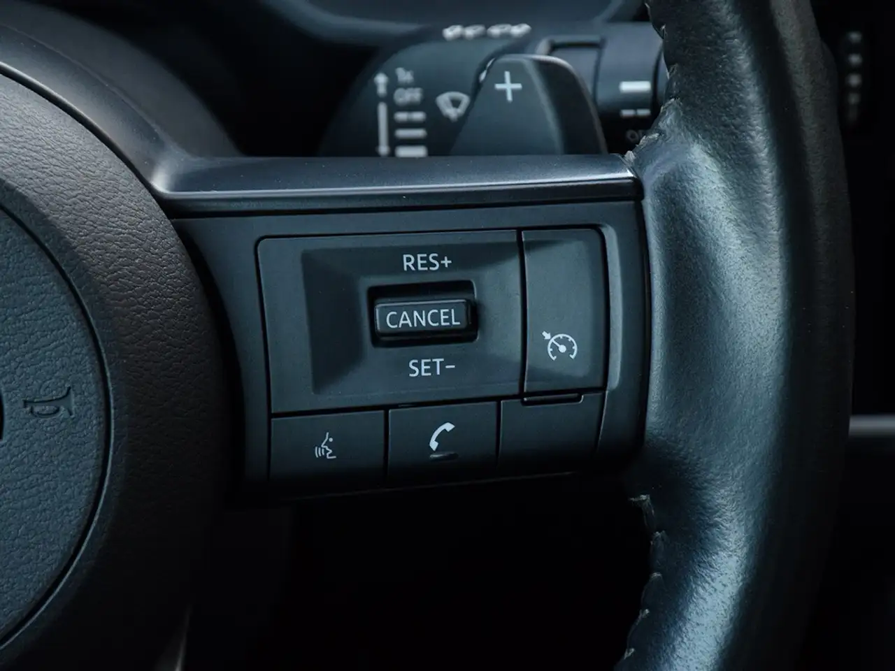 Nissan Rogue fotografie Nissan Rogue