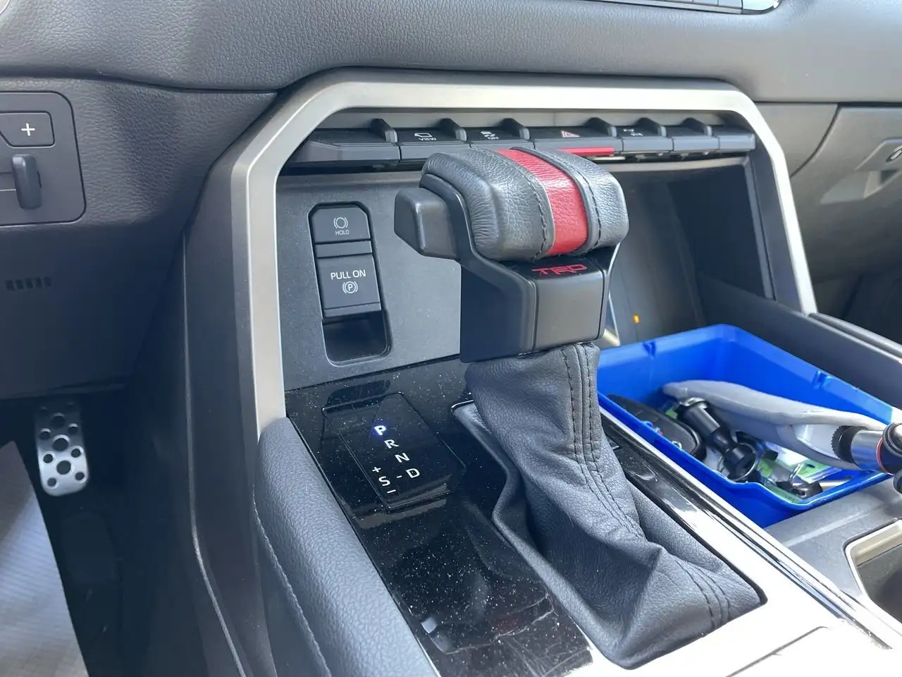 Toyota Tundra снимка Toyota Tundra