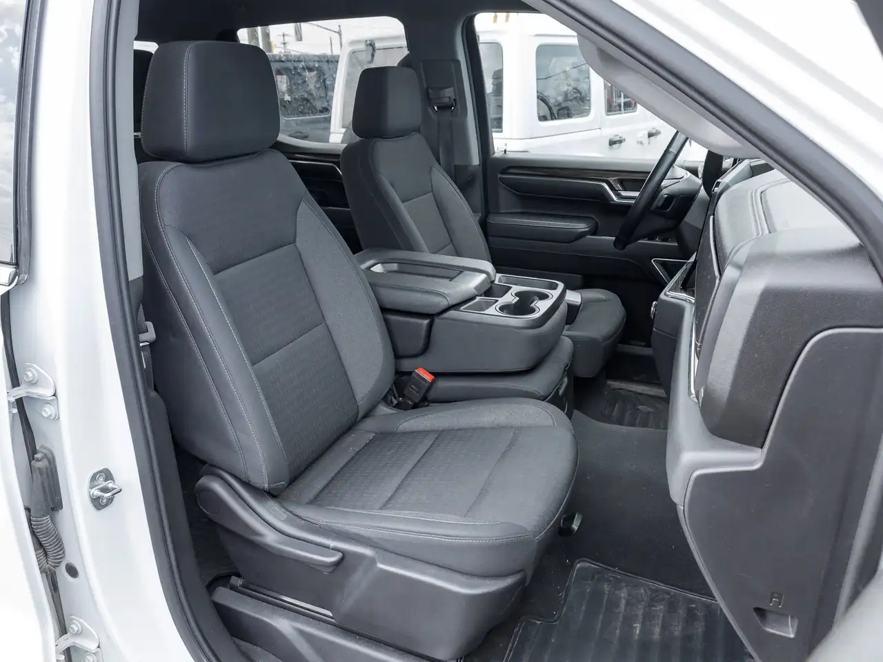 GMC Sierra 1500 снимка GMC Sierra 1500