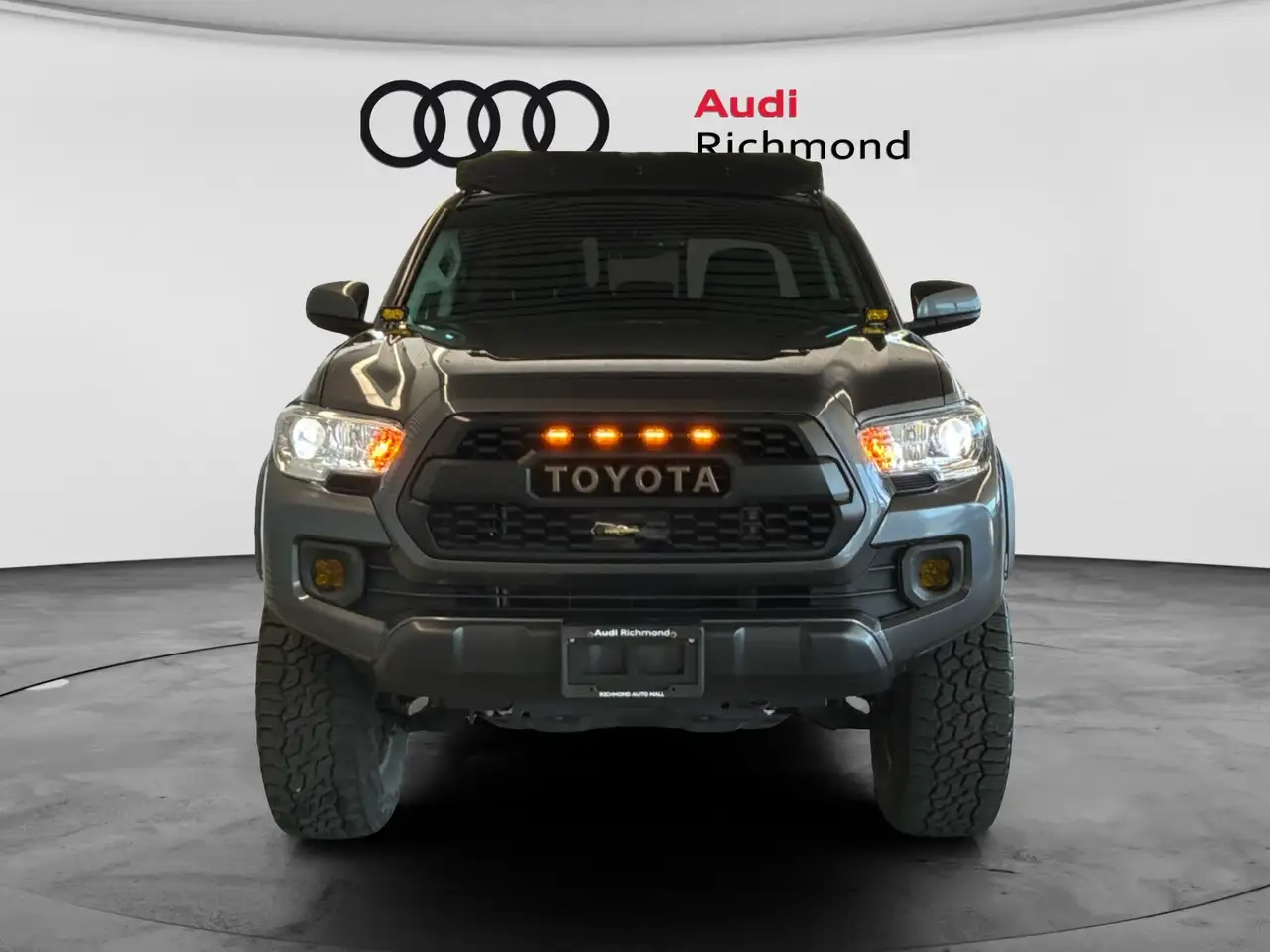 Toyota Tacoma fotografie Toyota Tacoma