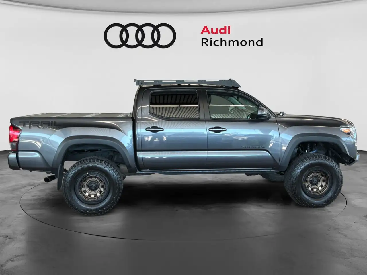 Toyota Tacoma fotografie Toyota Tacoma
