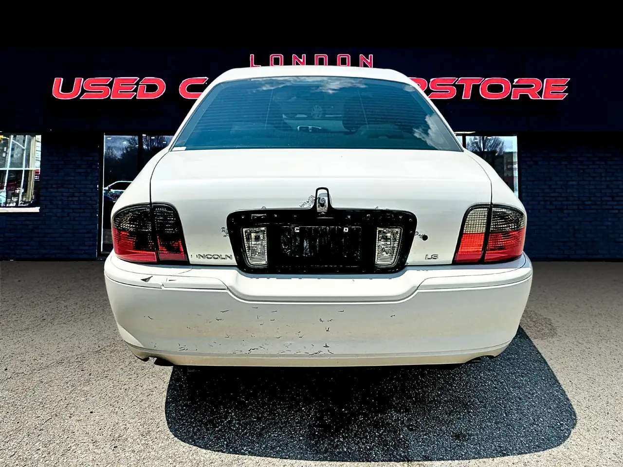 Lincoln LS photo Lincoln LS